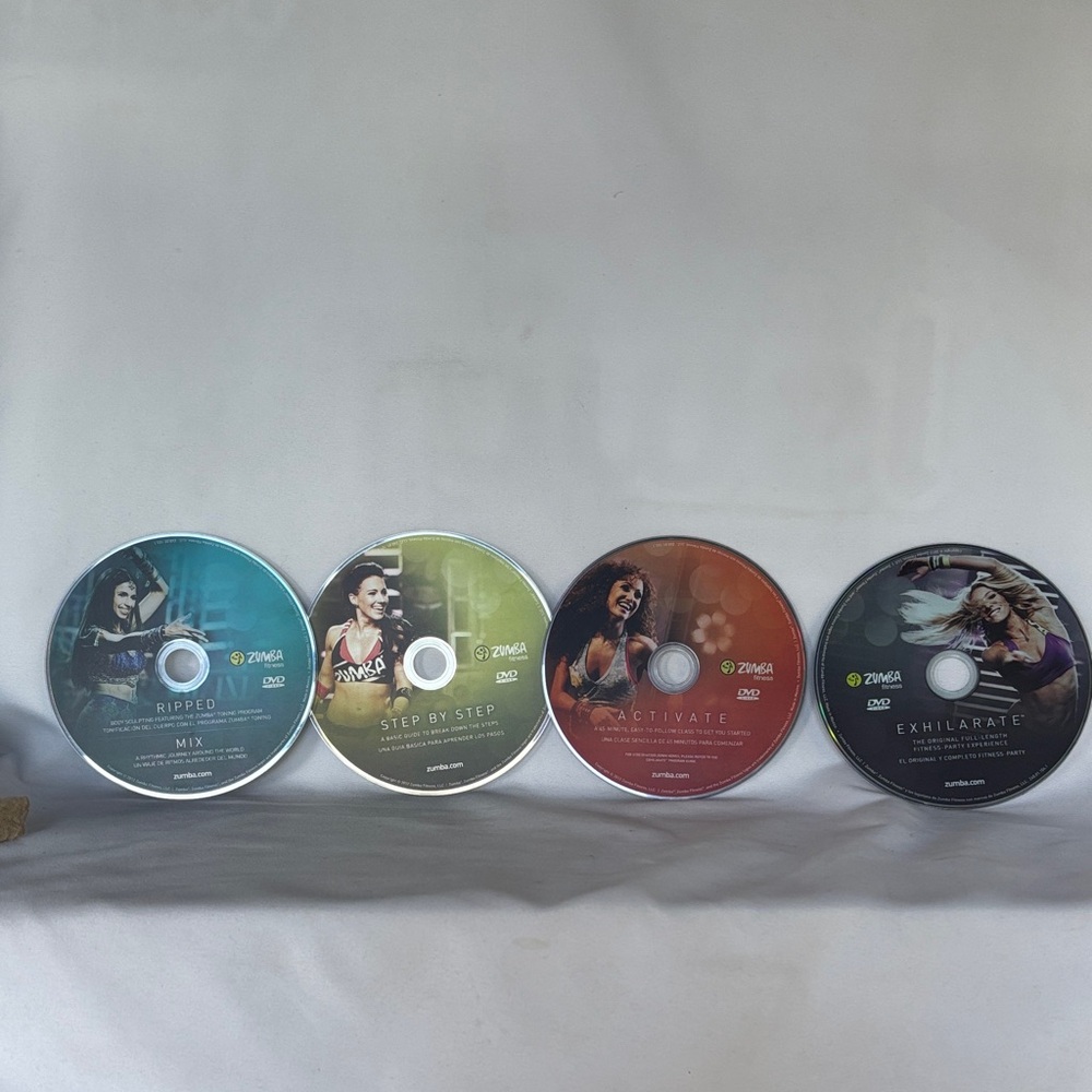 ZUMBA FITNESS EXHILARATE BODY SHAPING SYSTEM DVDs AND STICKS/MARACAS - Picture 11 of 14